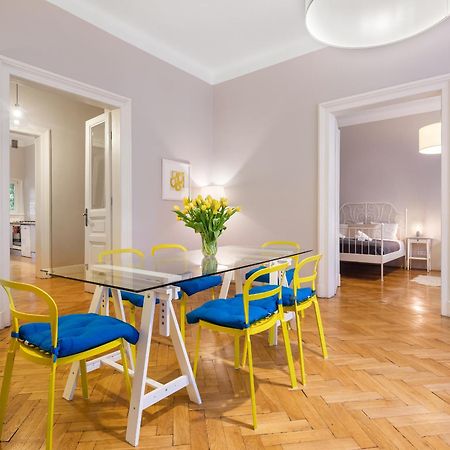 Tyzenhauz Apartments Superior Krasków Εξωτερικό φωτογραφία