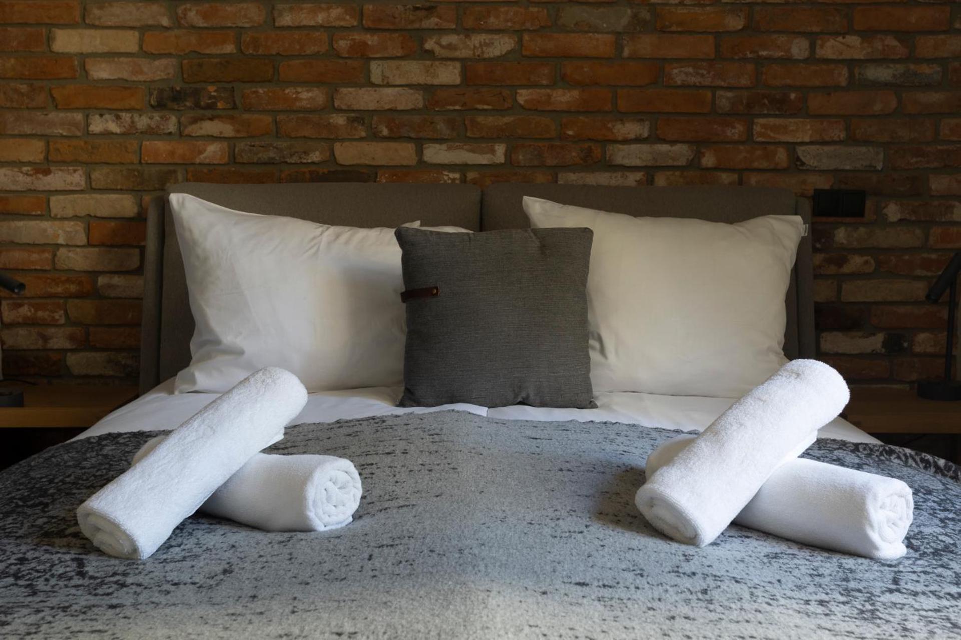 Tyzenhauz Apartments Superior Krasków Εξωτερικό φωτογραφία